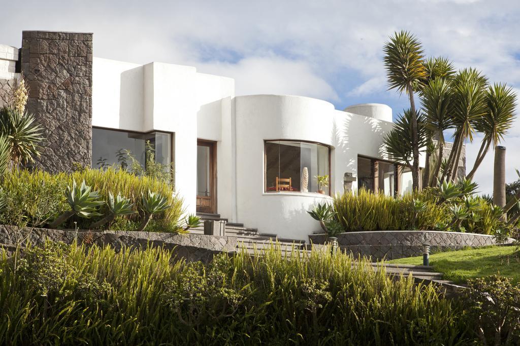 El Crater Guest House San Antonio  Exterior photo